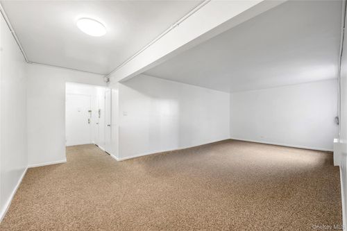 3k-224 United Nations Plz, New York, NY, 10017 | Card Image