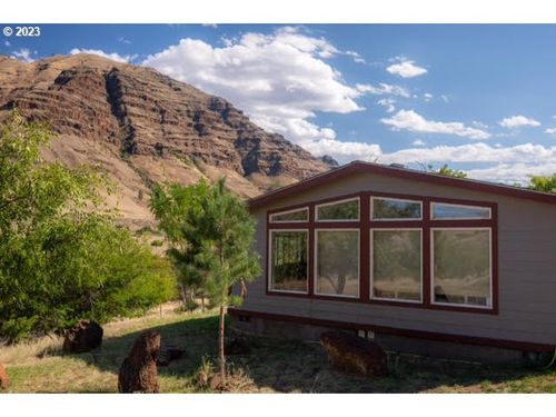 74234 Lower Imnaha River Rd, Imnaha, OR, 97842-8221 | Card Image