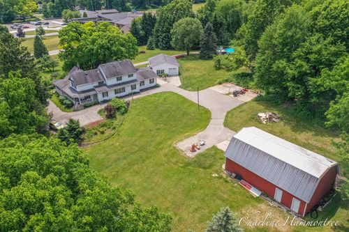 9111 Summit Ave Ne, Rockford, MI, 49341-9145 | Card Image