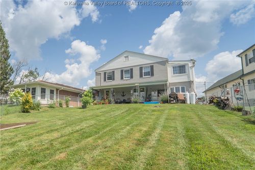 1324 Kanawha Ave, Dunbar, WV, 25064-2907 | Card Image