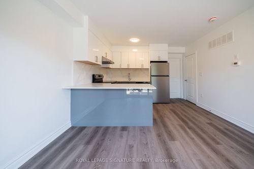 1-2052 Pharmacy Avenue, Scarborough, ON, M1T1H8 | Card Image