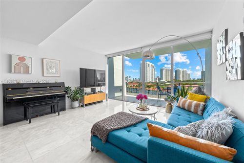 apt-540-2950 Ne 188th St, Aventura, FL, 33180-2737 | Card Image