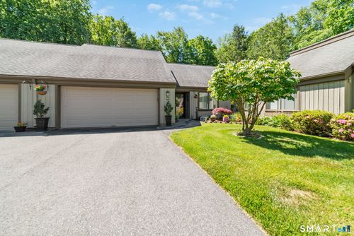 e-28 Heritage Crest, Southbury, CT, 06488 | Card Image