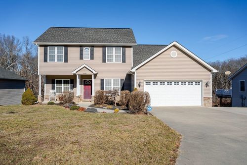 1428 Mandolin Ave, GROTTOES, VA, 24441-2576 | Card Image