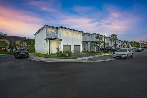 5000 Sw 37th St, West Park, FL, 33023-6834 | Card Image