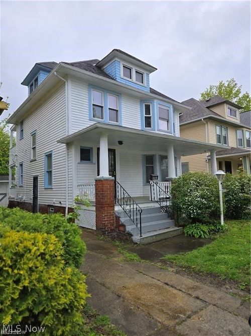 9502 Empire Ave, Cleveland, OH, 44108-2818 | Card Image