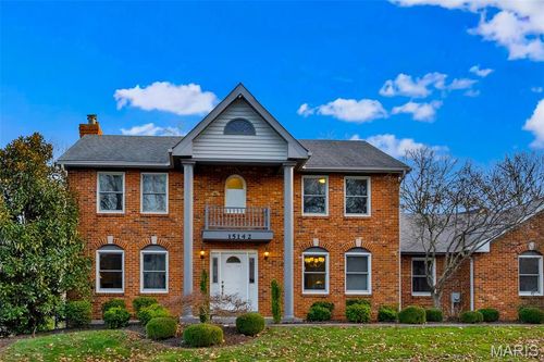 15142 Highcroft Drive Drive, Chesterfield, MO, 63017 | Card Image