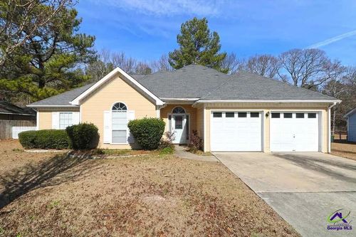 107 Woodfield Dr, Warner Robins, GA, 31088-6055 | Card Image