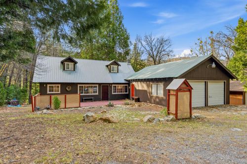 109 Lewis Ln, Sierra City, CA, 96125-1025 | Card Image