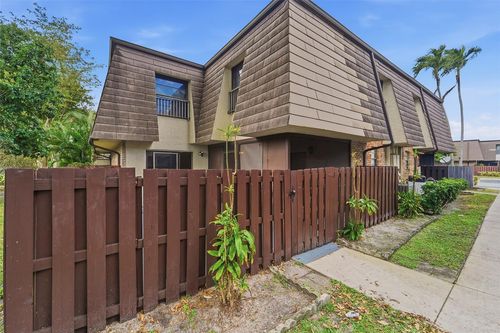 2501-2501 Nw 99th Ave, Coral Springs, FL, 33065-6229 | Card Image