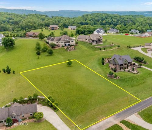 305 W Shore Dr, Rockwood, TN, 37854-4870 | Card Image