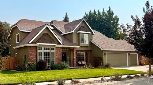 8019 W Innsbrook Ct, Boise, ID, 83704-4490 | Card Image