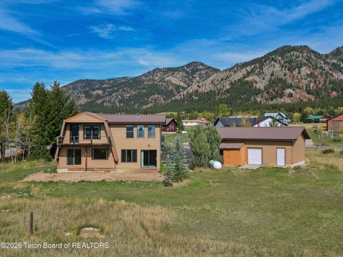 586 Cedar Creek Drive, Star Valley Ranch, WY, 83127 | Card Image