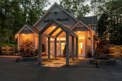 98 Meadow Cove Rd, East Boothbay, ME, 04544-1702 | Card Image