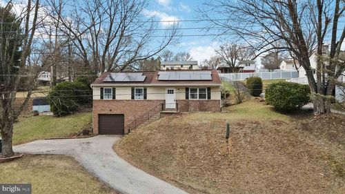 2944 Honey Valley Rd, DALLASTOWN, PA, 17313-9509 | Card Image