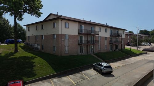 e-905 Southwest Blvd, JEFFERSON CITY, MO, 65109 | Card Image