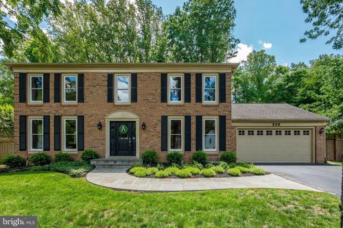 757 Ridge Dr, MCLEAN, VA, 22101-1622 | Card Image