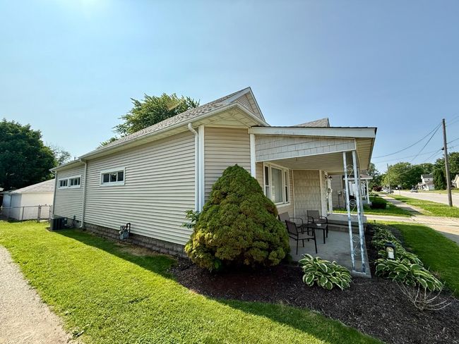 820 N Broadway St, House other with 3 bedrooms, 2 bathrooms and null parking in Greensburg IN | Image 14