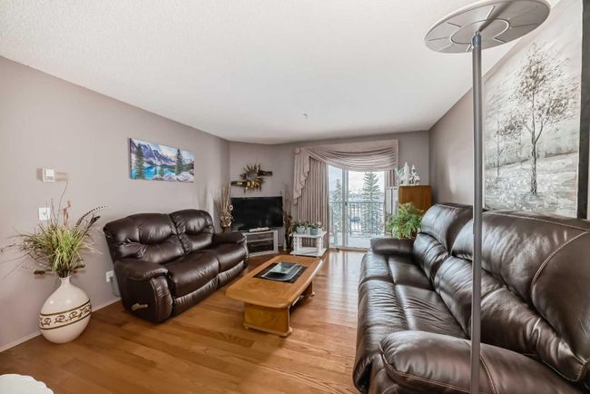 411 - 55 Arbour Grove Close Nw, Home with 2 bedrooms, 2 bathrooms and 2 parking in Calgary AB | Image 10