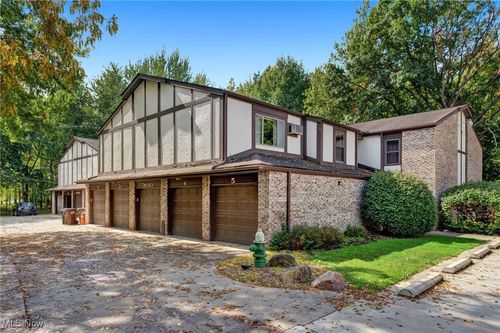 apt-5-29363 Detroit Rd, Westlake, OH, 44145-1927 | Card Image