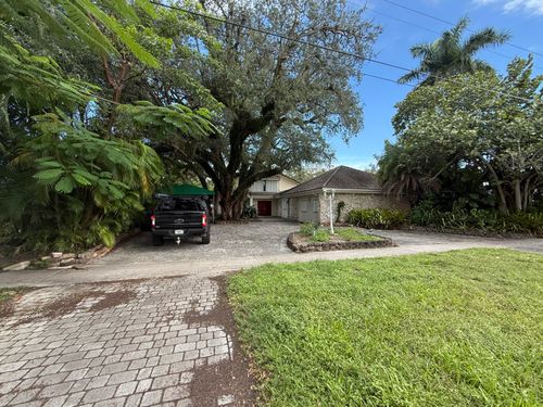 3731 N Park Rd, Hollywood, FL, 33021-2531 | Card Image