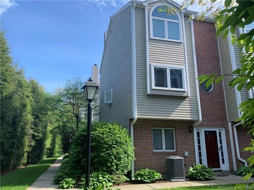 35-7 Seir Hill Rd, Norwalk, CT, 06850-1355 | Card Image