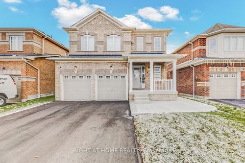37 Oceanpearl Cres, Whitby, ON, L1N0C5 | Card Image