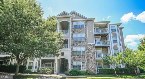 unit-302-512 Sunset View Ter Se, LEESBURG, VA, 20175-6180 | Card Image