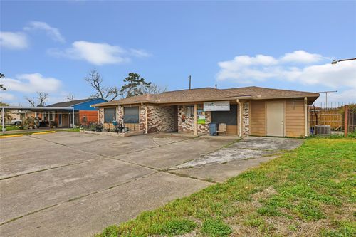 827 Casey St, Channelview, TX, 77530-3436 | Card Image