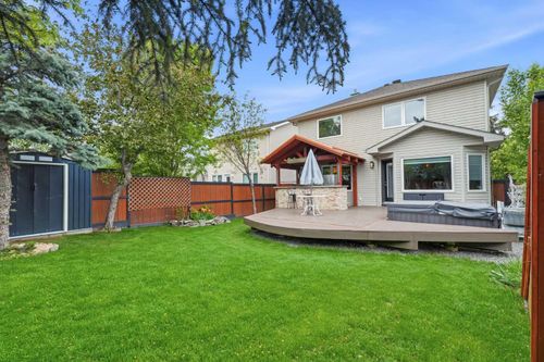 61 Millview Pk Sw, Calgary, AB, T2Y3Y3 | Card Image