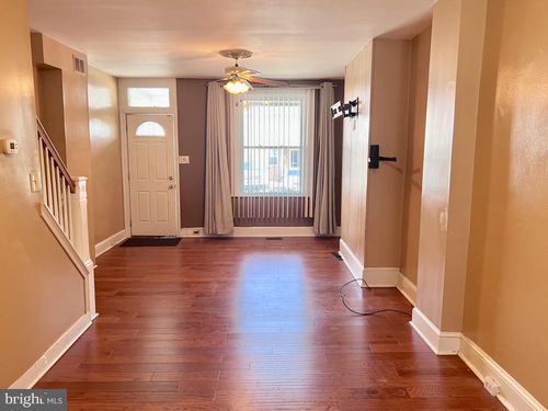 2107 Jessup St, WILMINGTON, DE, 19802-4218 | Card Image