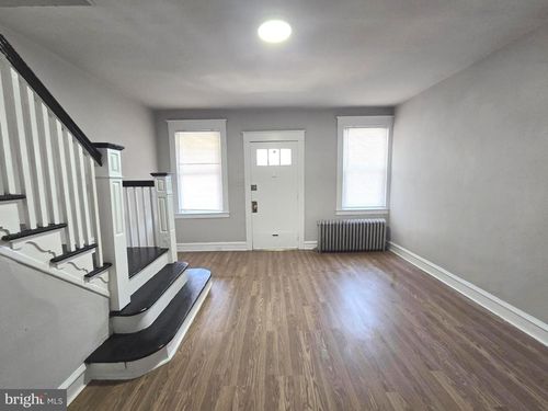 204 W Duncannon Ave, PHILADELPHIA, PA, 19120-3327 | Card Image