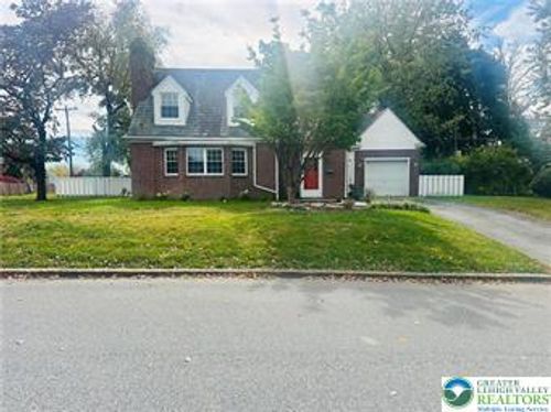 4208 Windsor Dr, ALLENTOWN, PA, 18104-4406 | Card Image