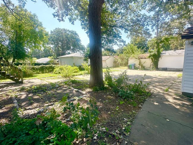 Back side of lot | Image 47