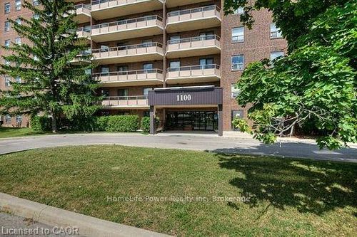 1014-1100 Courtland Ave E, Kitchener, ON, N2C2H9 | Card Image