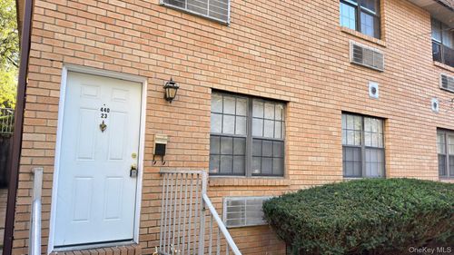 23-440 Carpenter Ave, Newburgh, NY, 12550-3351 | Card Image
