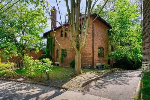 24 Indian Road Cres, Toronto, ON, M6P2G1 | Card Image