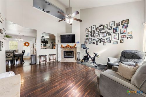 421 Big Timber Dr, Temple, TX, 76502-5295 | Card Image