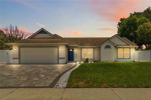 8055 Lesia Cir, ORLANDO, FL, 32835-5355 | Card Image