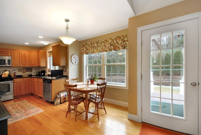 16 - 16 John Francis Ln, Condo with 2 bedrooms, 3 bathrooms and 2 parking in Acton MA | Image 9