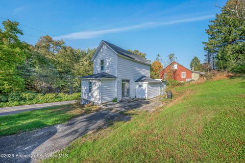 107 E Saylor Ave, Wilkes Barre, PA, 18702-2756 | Card Image