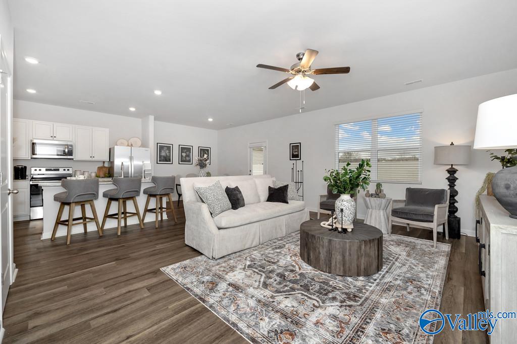 Maple Spring Trl, Madison, AL 35758