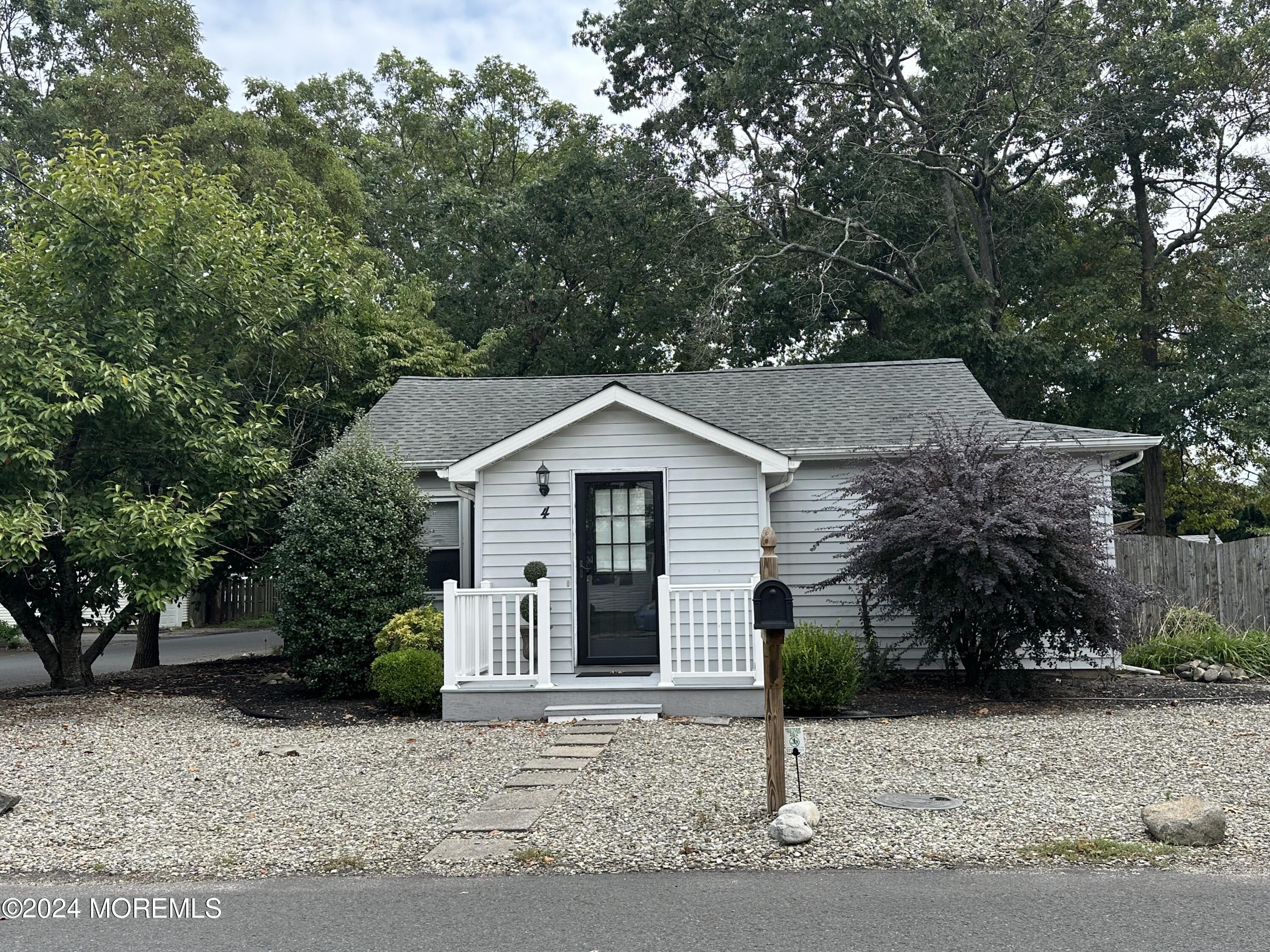 Mayfair Ct, Brick, NJ 08723