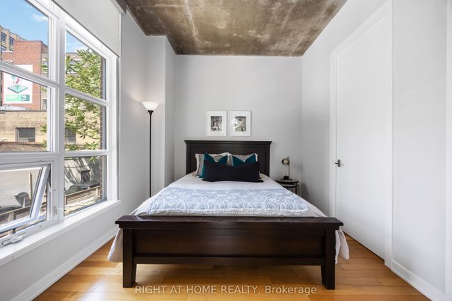 209 - 23 Brant St, Condo with 2 bedrooms, 1 bathrooms and 1 parking in Toronto ON | Image 18