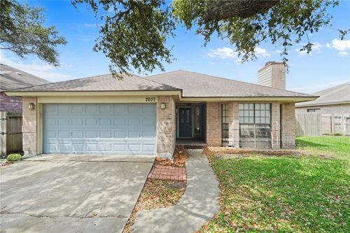 7037 Sun Wood Dr, Corpus Christi, TX, 78413-4814 | Card Image
