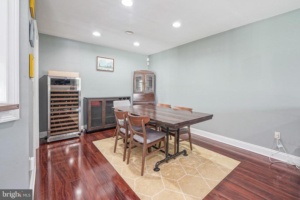 Residential in MOUNT LAUREL 5