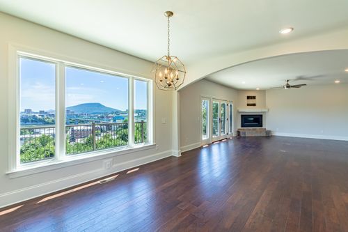 294 Druid Ln, Chattanooga, TN, 37405-4448 | Card Image