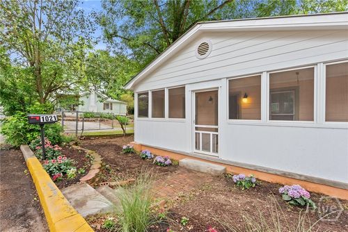 1021 Waddell St, Athens, GA, 30606-3651 | Card Image