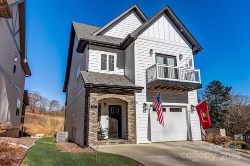16 Tudor Way, Black Mountain, NC, 28711-0168 | Card Image