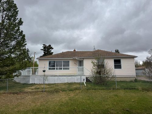 807 5 Street, Hines Creek, AB, T0H2A0 | Card Image